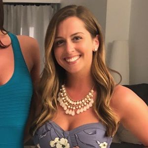 Meet your Posher, Lauren